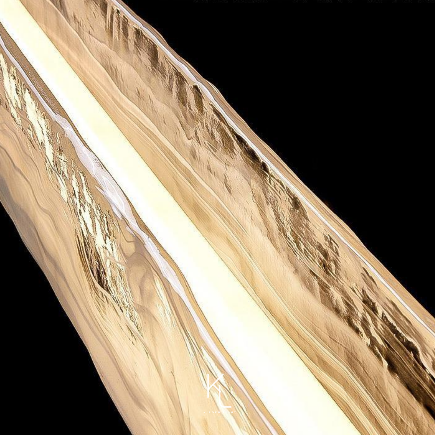 Explore Kiroen Light’s curated collection of modern lighting in Singapore, featuring pendant lights, ceiling lights, wall lamps, and minimalist LED fixtures. Designed for contemporary interiors, our lighting solutions blend style, function, and warmth for homes, cafes, and commercial spaces.