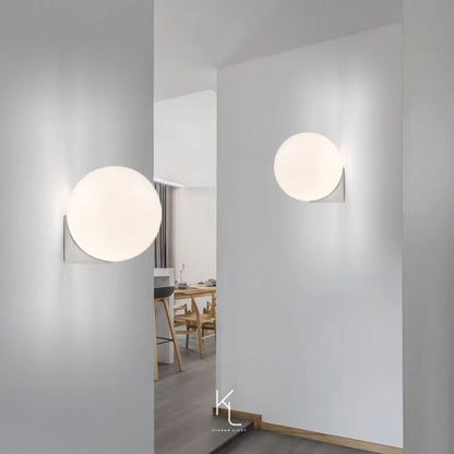 Explore Kiroen Light’s curated collection of modern lighting in Singapore, featuring pendant lights, ceiling lights, wall lamps, and minimalist LED fixtures. Designed for contemporary interiors, our lighting solutions blend style, function, and warmth for homes, cafes, and commercial spaces.