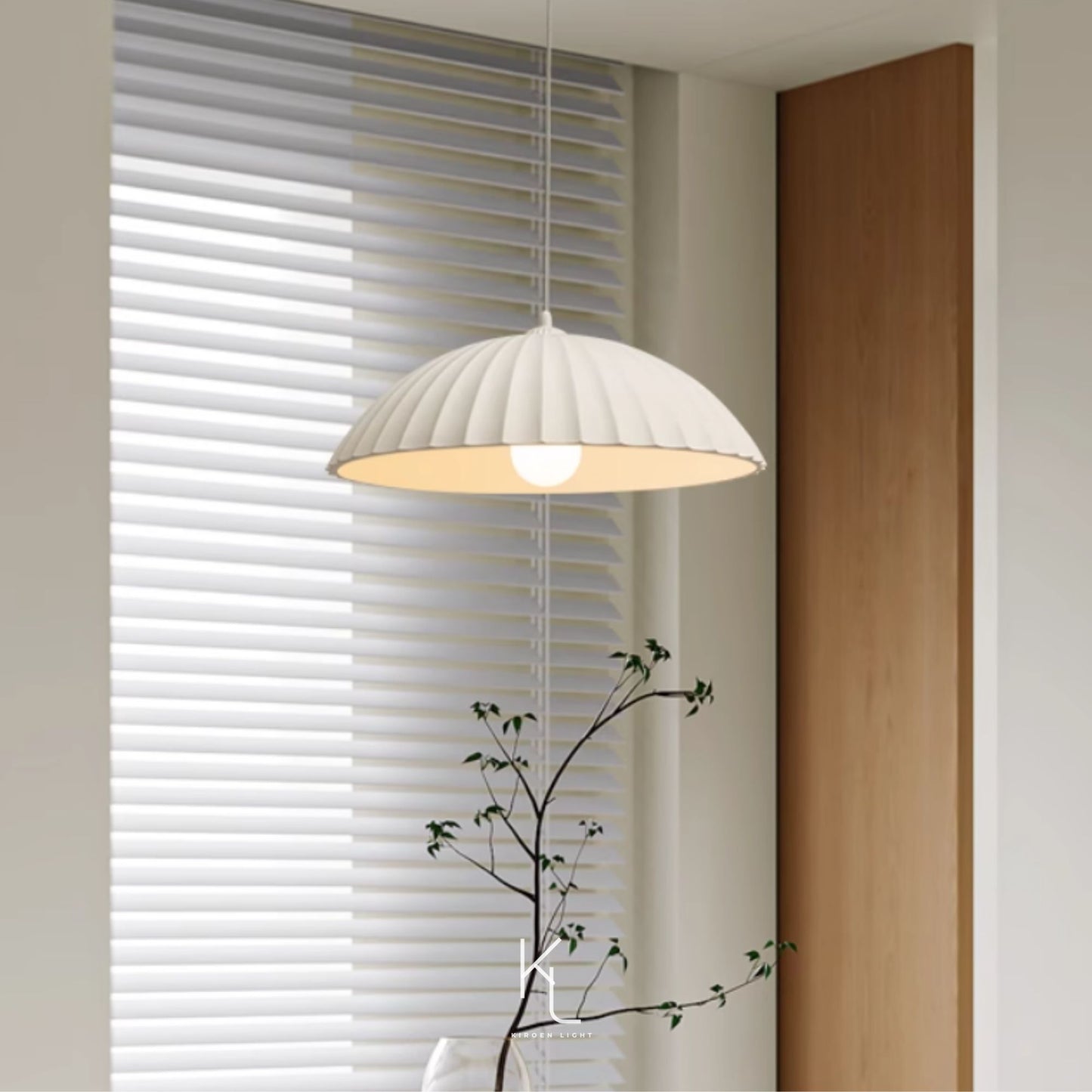 Explore Kiroen Light’s curated collection of modern lighting in Singapore, featuring pendant lights, ceiling lights, wall lamps, and minimalist LED fixtures. Designed for contemporary interiors, our lighting solutions blend style, function, and warmth for homes, cafes, and commercial spaces.