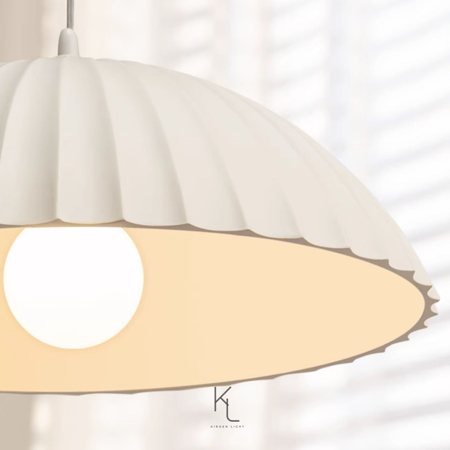 Explore Kiroen Light’s curated collection of modern lighting in Singapore, featuring pendant lights, ceiling lights, wall lamps, and minimalist LED fixtures. Designed for contemporary interiors, our lighting solutions blend style, function, and warmth for homes, cafes, and commercial spaces.
