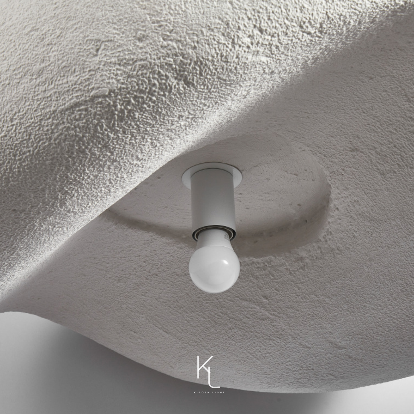 Explore Kiroen Light’s curated collection of modern lighting in Singapore, featuring pendant lights, ceiling lights, wall lamps, and minimalist LED fixtures. Designed for contemporary interiors, our lighting solutions blend style, function, and warmth for homes, cafes, and commercial spaces.