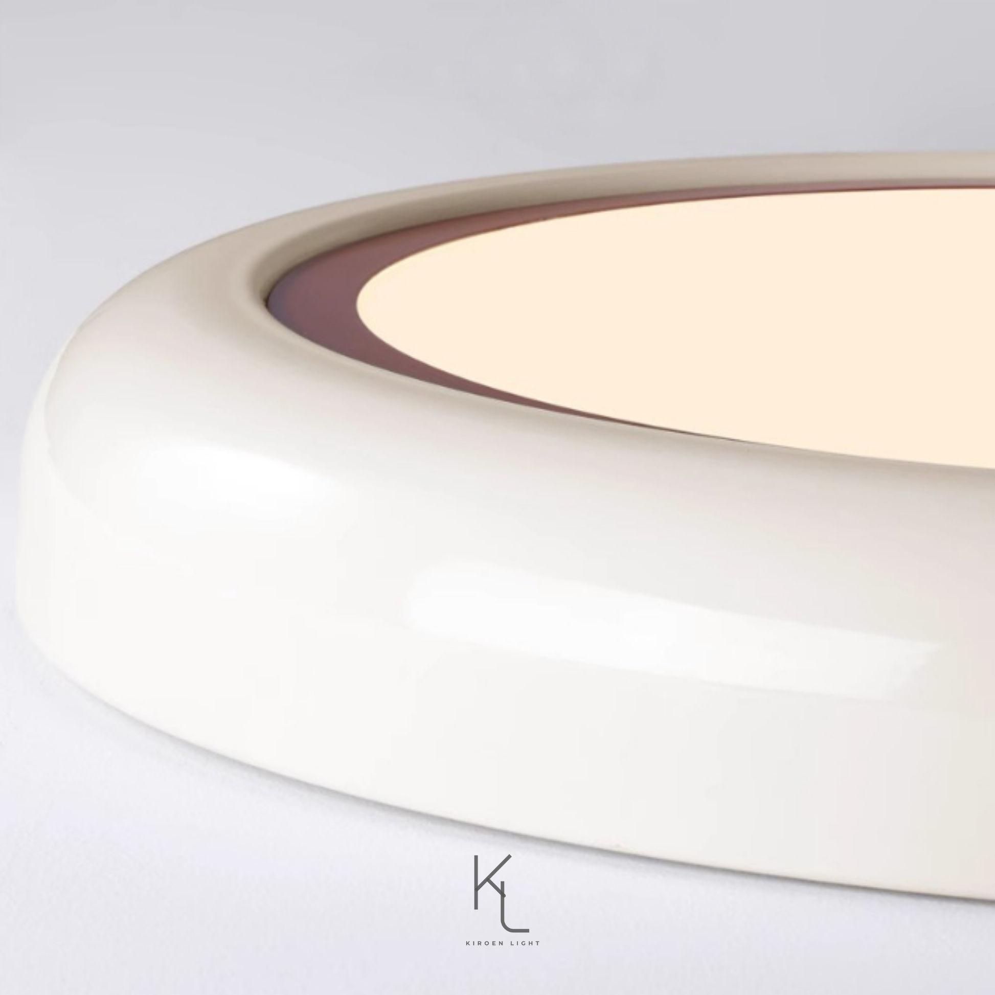 Explore Kiroen Light’s curated collection of modern lighting in Singapore, featuring pendant lights, ceiling lights, wall lamps, and minimalist LED fixtures. Designed for contemporary interiors, our lighting solutions blend style, function, and warmth for homes, cafes, and commercial spaces.
