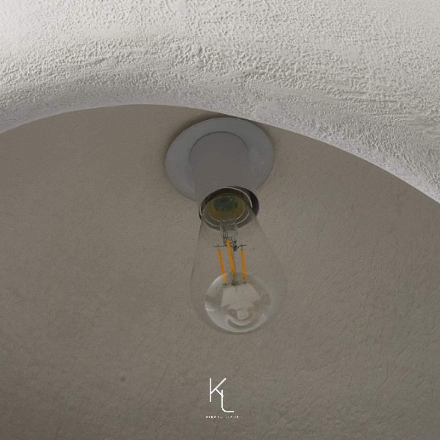 Explore Kiroen Light’s curated collection of modern lighting in Singapore, featuring pendant lights, ceiling lights, wall lamps, and minimalist LED fixtures. Designed for contemporary interiors, our lighting solutions blend style, function, and warmth for homes, cafes, and commercial spaces.